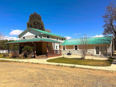 /international/us/280-n-300-e-escalante-ut-110107991877/