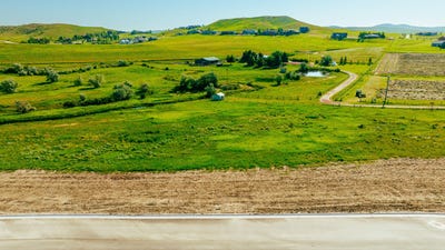 /international/us/tbd-moonglow-heights-sheridan-wy-110091961348/