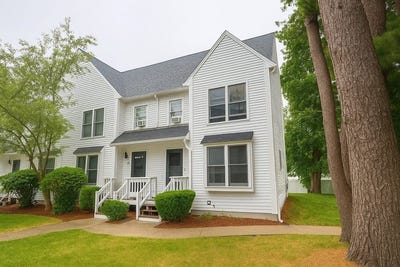 /international/us/28-court-st-mansfield-ma-110100260646/