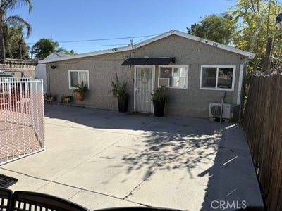 /international/us/190-e-grand-avenue-pomona-ca-110120741530/