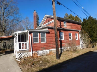 /international/us/419-pennsylvania-avenue-waverly-ny-110098068475/