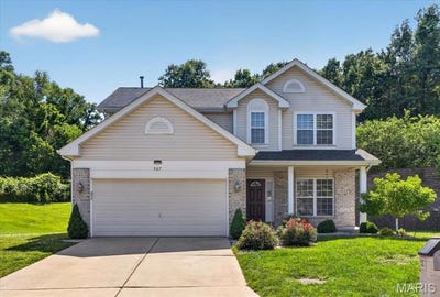 /international/us/567-brook-meadow-drive-ballwin-mn-110108748051/