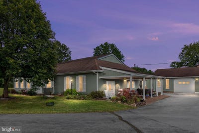 /international/us/129-ridgeway-road-front-royal-va-110109749459/