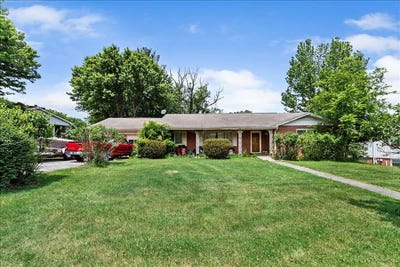 /international/us/1303-hopkins-drive-pulaski-va-110108690118/