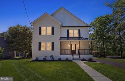 /international/us/83-lakeshore-drive-hammonton-nj-110108549374/