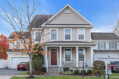 /international/us/56-canary-drive-lakewood-nj-110100925463/