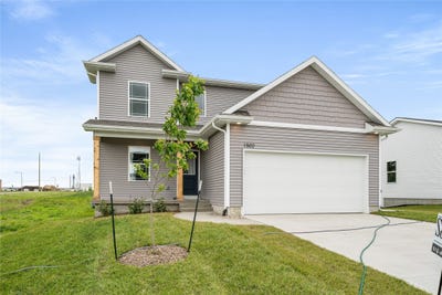 /international/us/1502-e-girard-avenue-indianola-ia-110097996667/