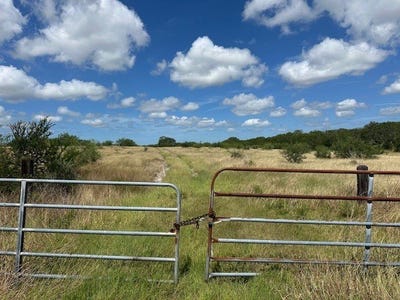/international/us/681-n-county-road-1080-kingsville-tx-110101070116/?lang=en