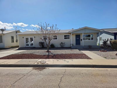 /international/us/1310-dewey-ln-alamogordo-nm-110105917888/