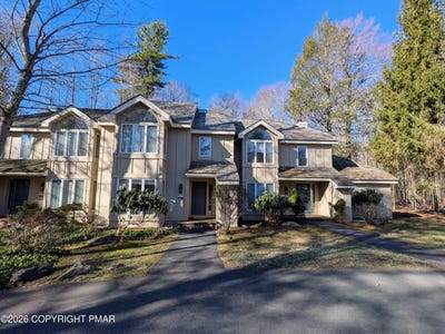 /international/us/317-chickagami-lane-pocono-pines-pa-110105018806/