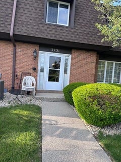 /international/us/3231-chestnut-drive-flossmoor-il-110108586538/