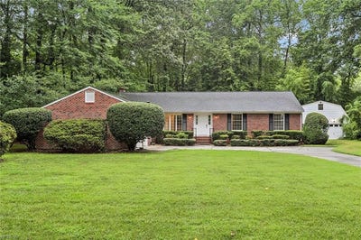 /international/us/105-ilex-drive-yorktown-va-110101037926/