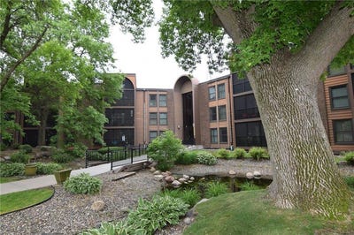 /international/us/9600-portland-avenue-s-bloomington-mn-110108572175/