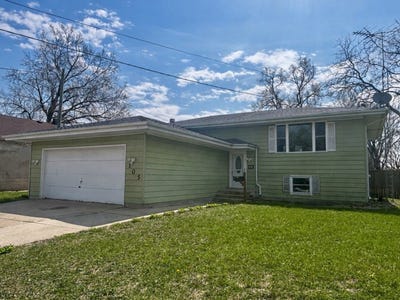 /international/us/105-w-oak-street-coal-city-il-110104108528/
