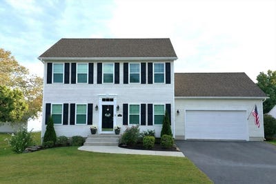 /international/us/181-southwick-st-agawam-ma-110107699385/