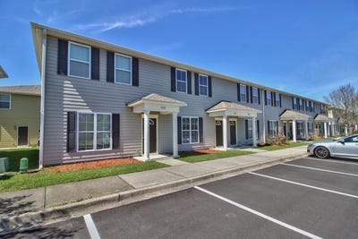 /international/us/2003-bloomington-avenue-unit-8-unit-building-tallahassee-fl-110099087396/