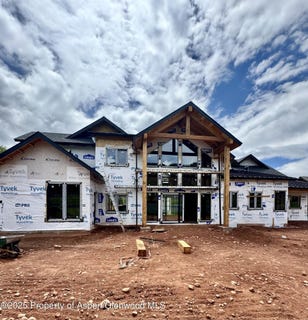 /international/us/65-upland-lane-carbondale-co-110099820593/