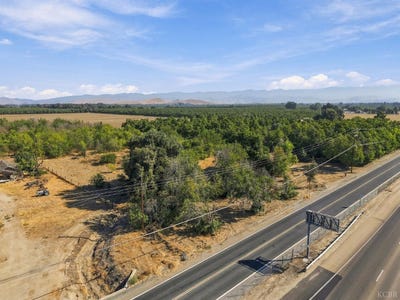 /international/us/15888-avenue-296-visalia-ca-110120037248/