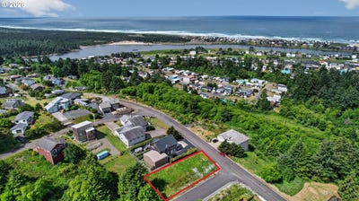 /international/us/412142-lahaina-loop-rd-pacificcity-or-110108820768/