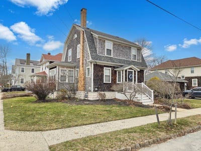 /international/us/70-chestnut-st-fairhaven-ma-110106617150/