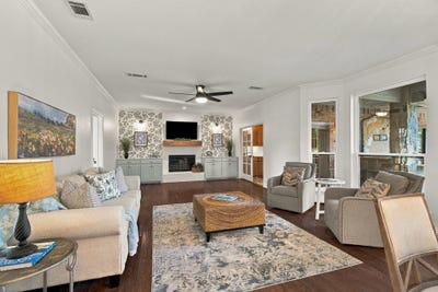 /international/us/303-highland-court-double-oak-tx-110110356358/