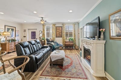 /international/us/603-w-6th-avenue-corsicana-tx-110120550862/