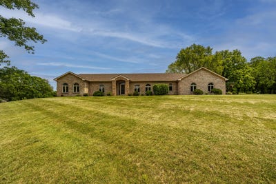 /international/us/5152-s-tecumseh-road-springfield-oh-110099960701/