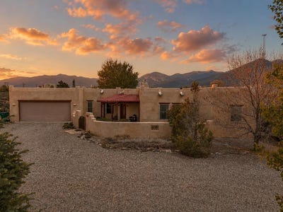 /international/us/5-catalina-ct-el-prado-nm-110107845768/