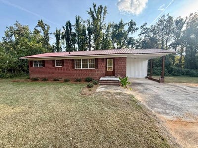 /international/us/1607-e-church-st-booneville-ms-110119769172/
