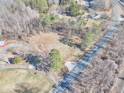 /international/us/5671-walnut-cove-road-walkertown-nc-110105732218/