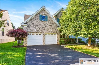 /international/us/43-edgemere-drive-south-brunswick-nj-110100100069/