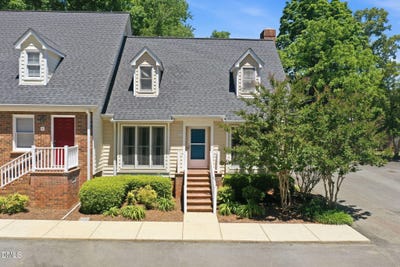 /international/us/1121-sherwood-drive-burlington-nc-110107989129/