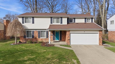 /international/us/21467-chestnut-lane-farmington-mi-110106818724/