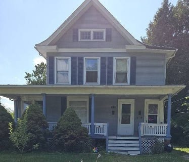 /international/us/982-north-cedar-street-galesburg-il-110100631865/