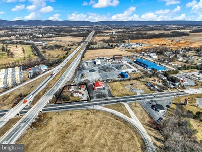 /international/us/1836-w-trindle-road-carlisle-pa-110098427456/