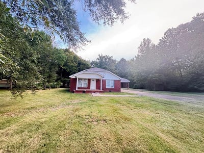 /international/us/410-w-calhoun-st-bruce-ms-110102400397/