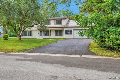 /international/us/4357-sunset-court-lockport-town-ny-110101293254/