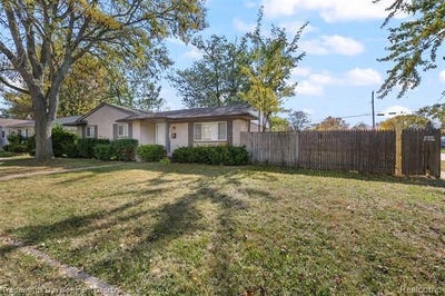 /international/us/30455-cherry-avenue-romulus-mi-110102881904/
