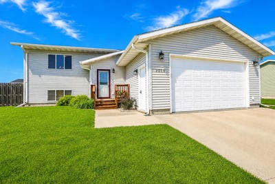 /international/us/1016-sw-16th-avenue-aberdeen-sd-110108682227/