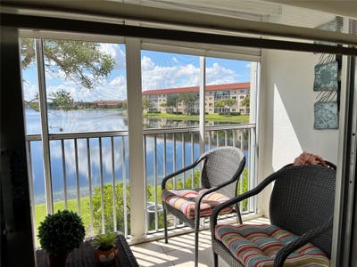 /international/us/12950-sw-13th-street-pembroke-pines-fl-110108948256/