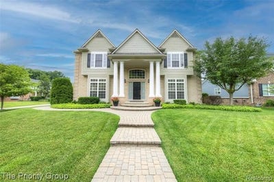 /international/us/6083-village-court-independence-twp-mi-110107724633/