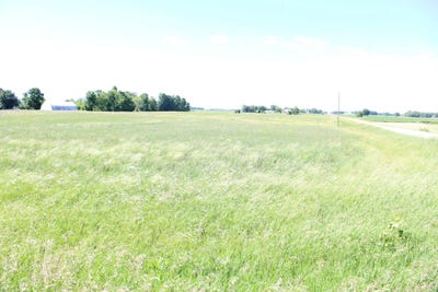 /international/us/225th-street-silver-lake-mn-110108858474/