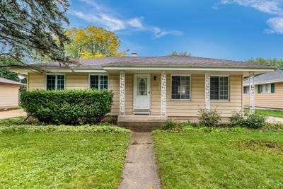/international/us/8254-n-106th-st-milwaukee-wi-110120108833/