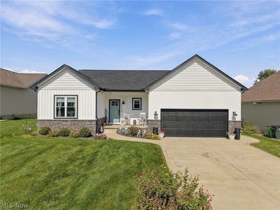 /international/us/4862-sippo-reserves-drive-nw-massillon-oh-110110373829/