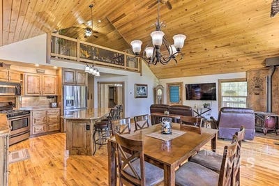/international/us/18-shady-ln-garden-valley-id-110100983125/