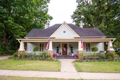 /international/us/115-w-franklin-street-youngsville-nc-110107632701/