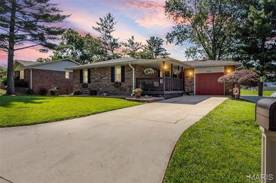 /international/us/112-lakeside-drive-bethalto-il-110108392687/