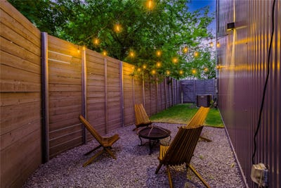 /international/us/1504-burlew-street-dallas-tx-110120488885/