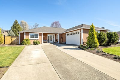 /international/us/187-prairie-landing-drive-eagle-point-or-110098297563/