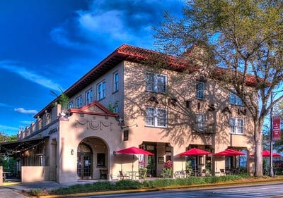 /international/us/215-s-woodland-blvd-deland-fl-110106251208/